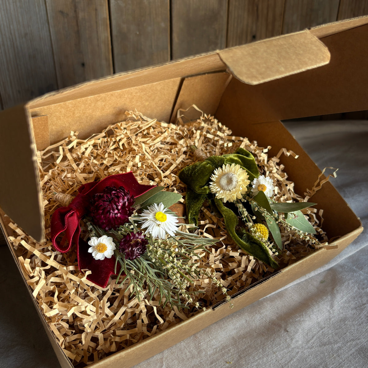 Native hanging decoration of dried Australian native flowers, gift boxed