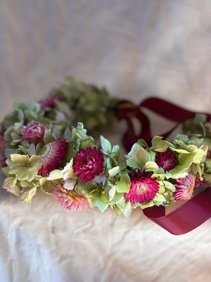 Dried flower crowns