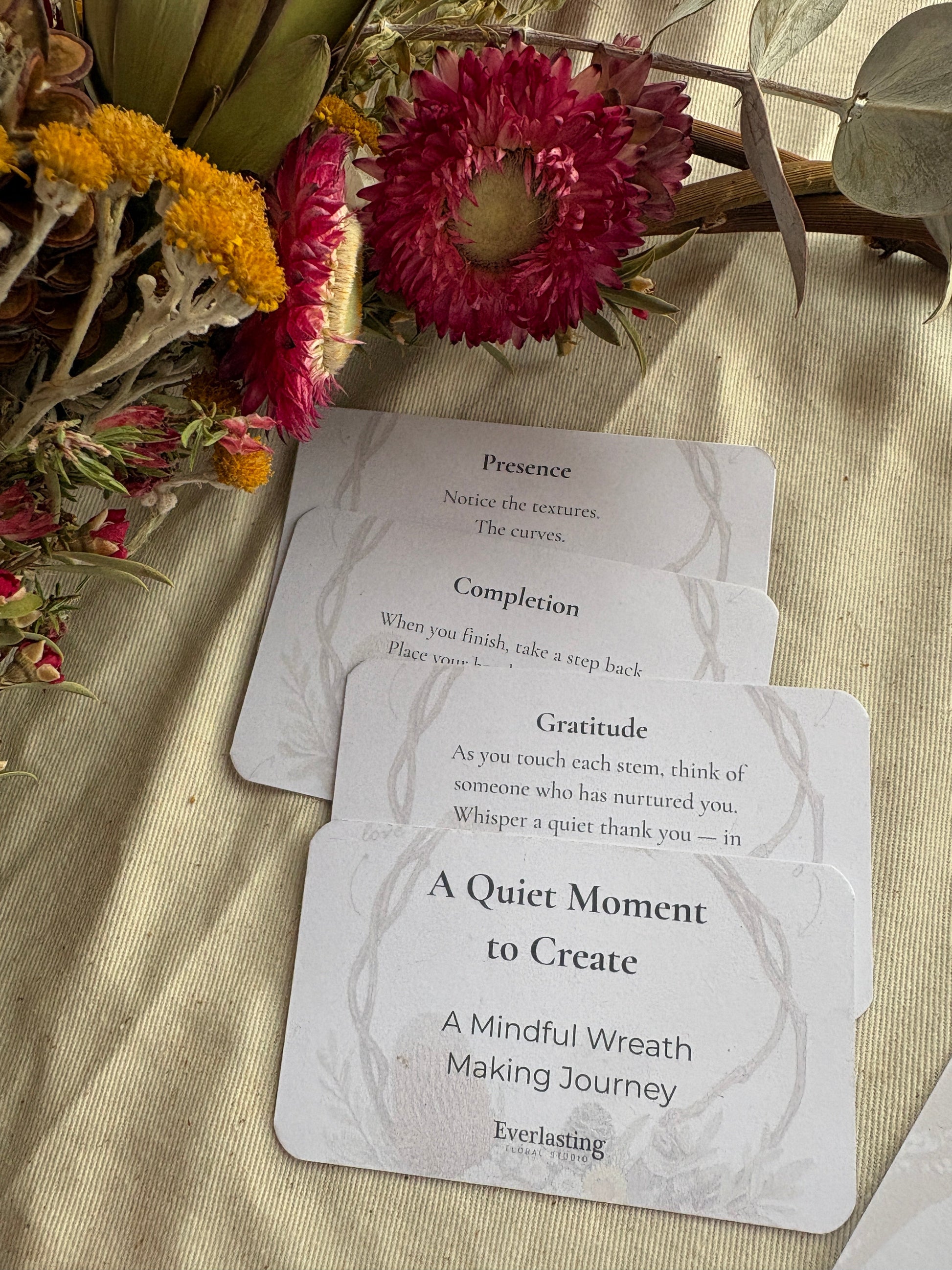 everlasting daisies with mindfullness relaxation cards 