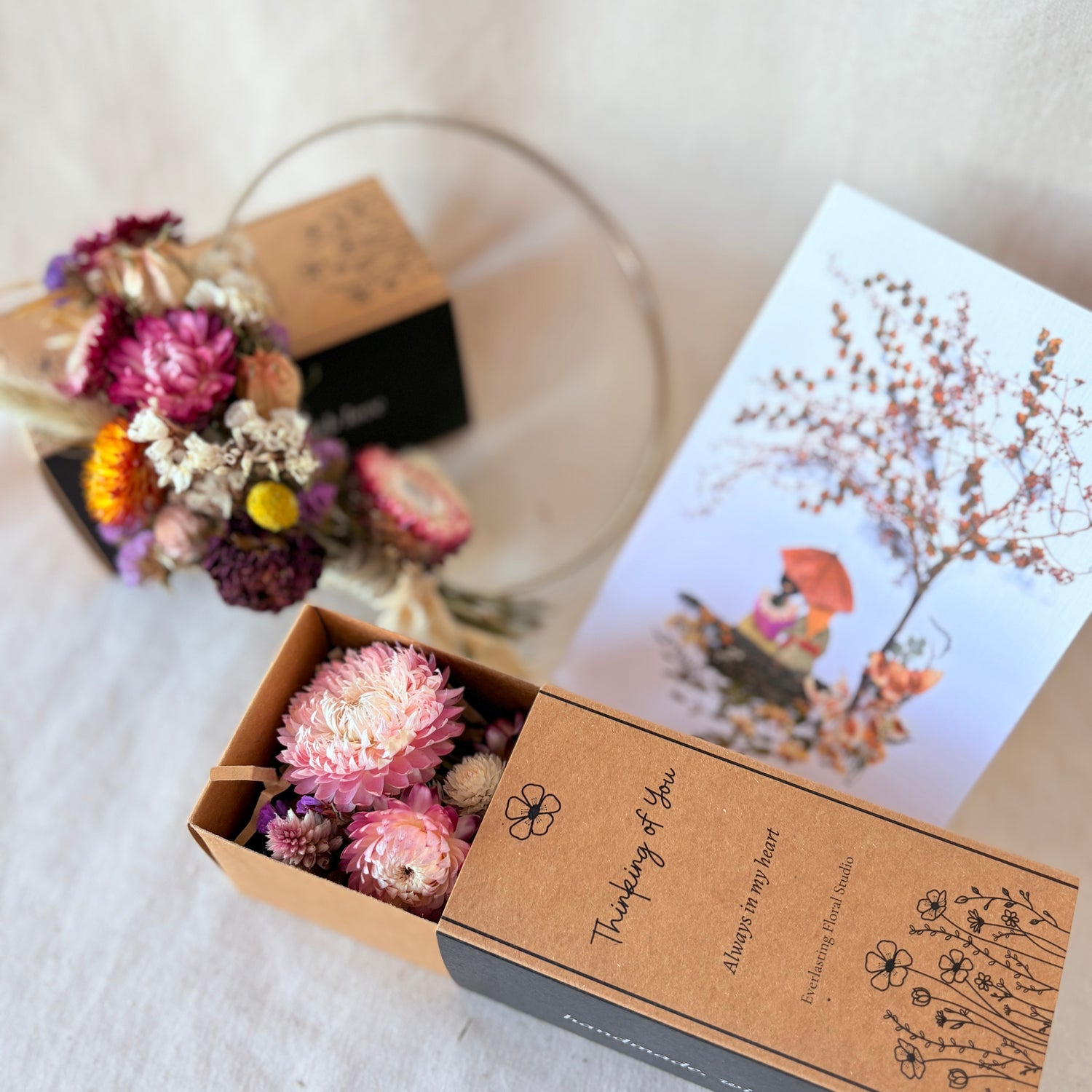 Everlasting posy complete gift box — dried flowers and greeting card, ready to give