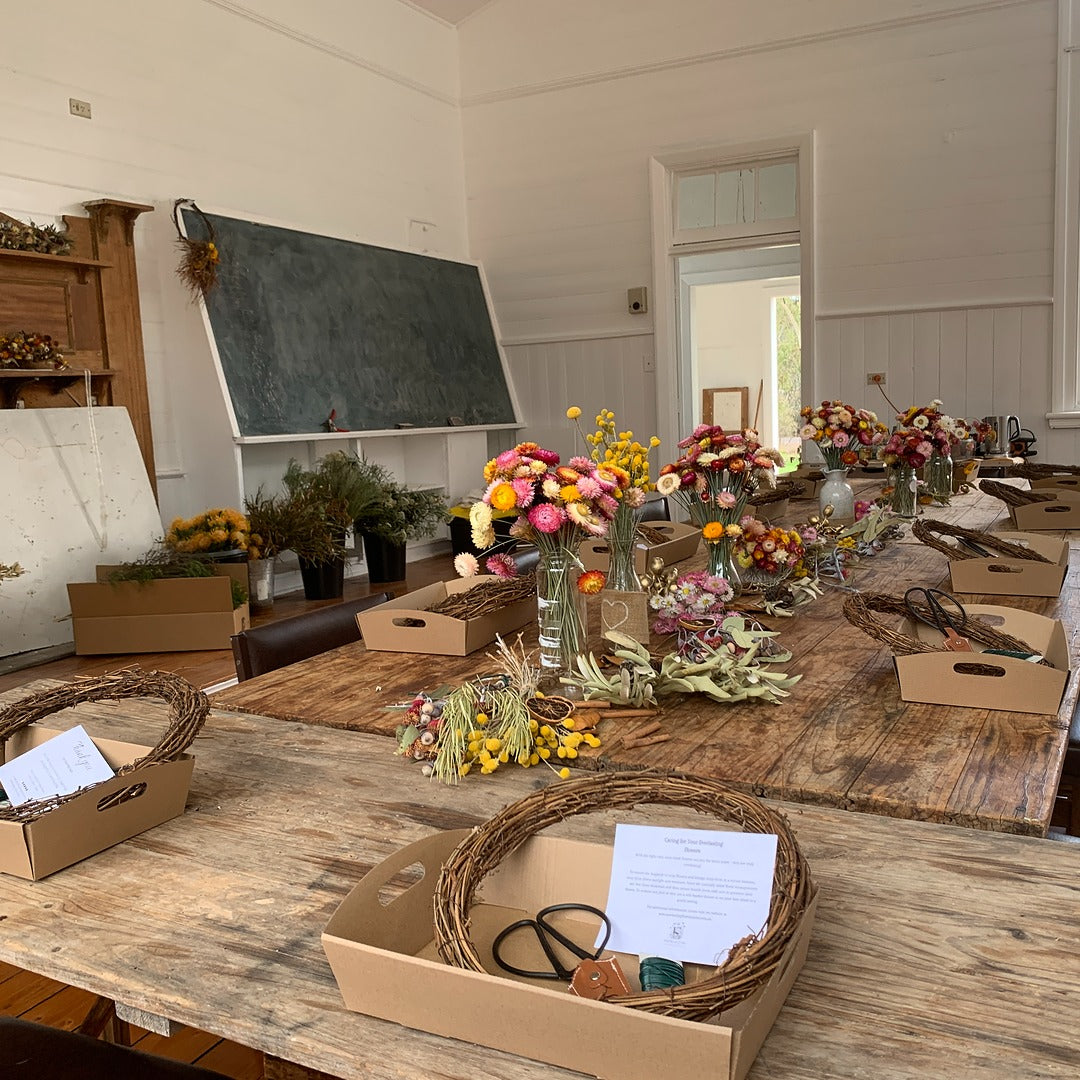 Festive Wreath-Making Workshop – Moyhu